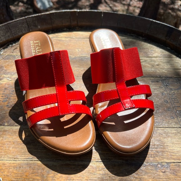 Italian Shoemakers Red Wedge Slip On Sandals Italy - Picture 3 of 7